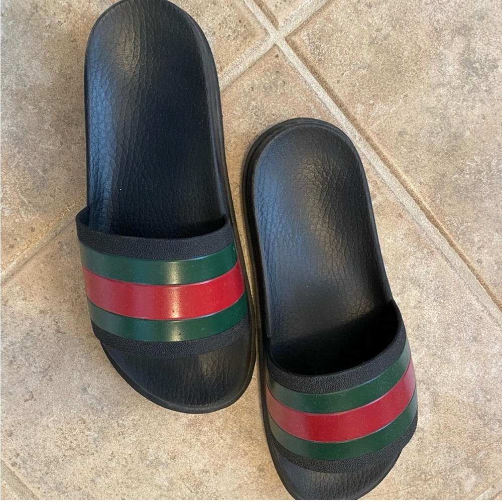 Gucci Slides (with box & receipt)